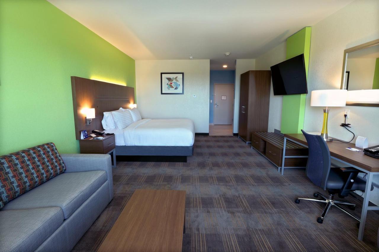 Holiday Inn Express & Suites - Dripping Springs - Austin Area By Ihg חדר תמונה